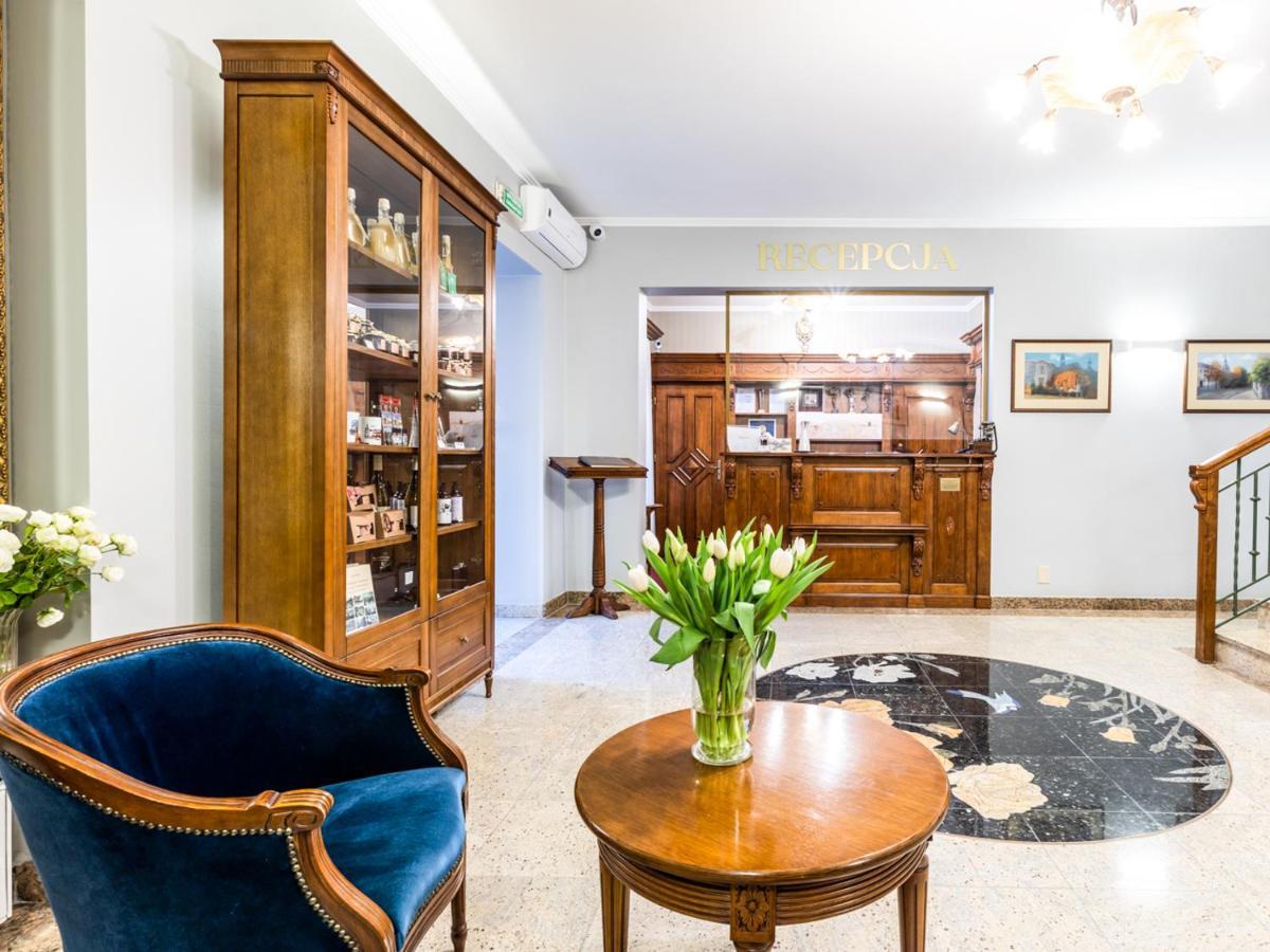Hotel Pod Zlota Roza Kielce Dış mekan fotoğraf